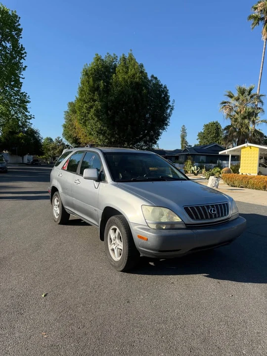 2001 Lexus RX 1st Gen - Image 4 of 7