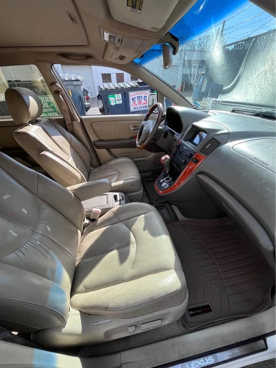 2001 Lexus RX 1st Gen - Image 14 of 15