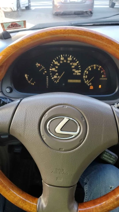 2001 Lexus RX 1st Gen - Image 5 of 17