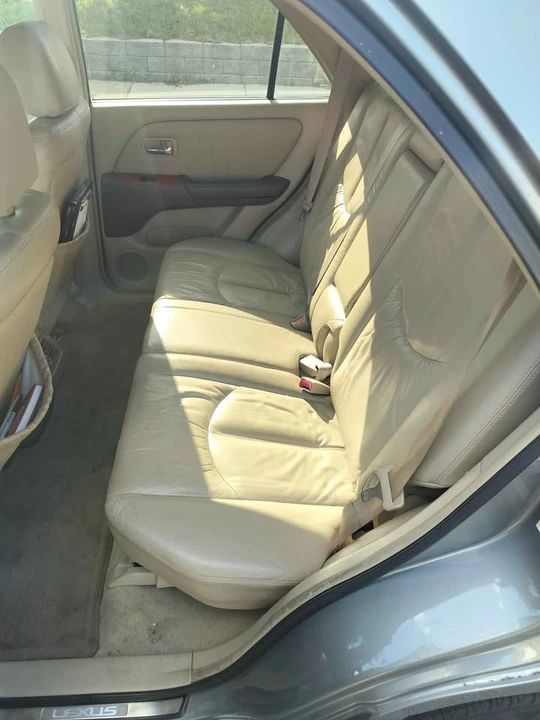 2001 Lexus RX 1st Gen - Image 2 of 7