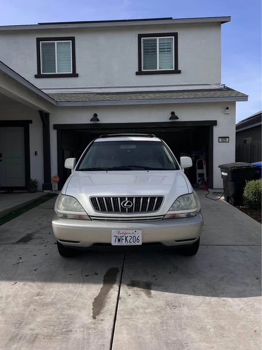 2001 Lexus RX 1st Gen - Image 3 of 13