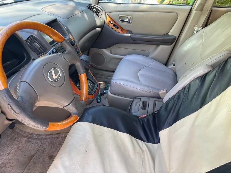 2001 Lexus RX 1st Gen - Image 5 of 6