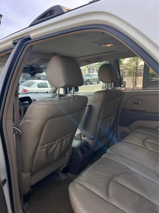 2001 Lexus RX 1st Gen - Image 8 of 13