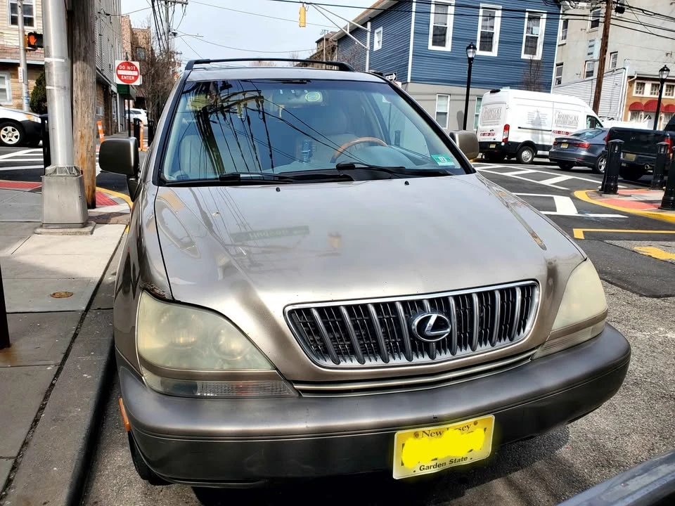 2001 Lexus RX 1st Gen - Image 17 of 17
