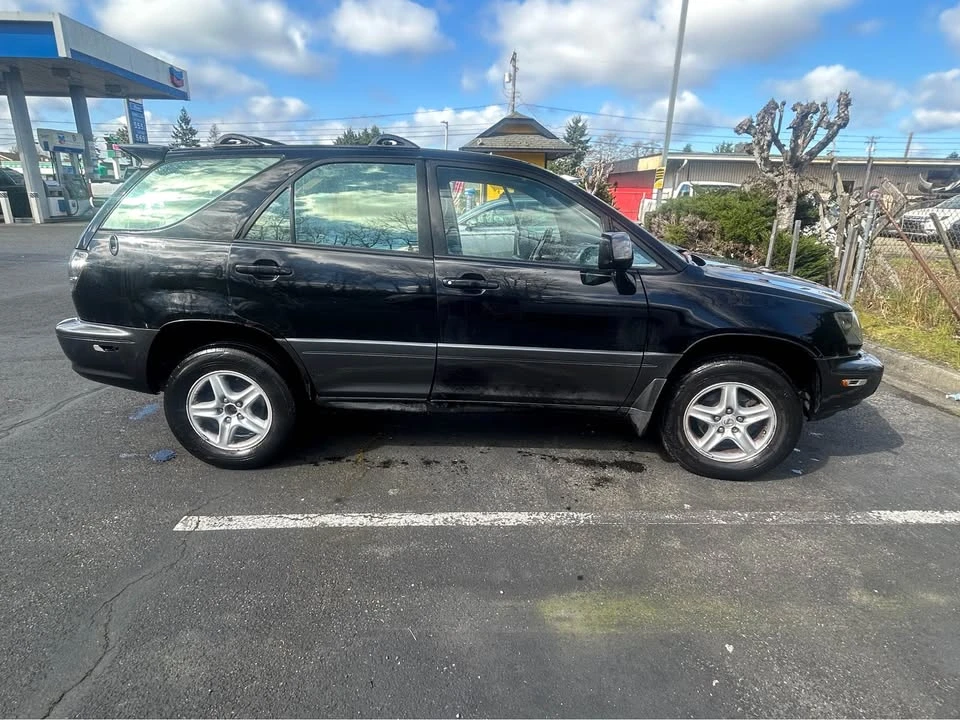 2001 Lexus RX 1st Gen - Image 3 of 5
