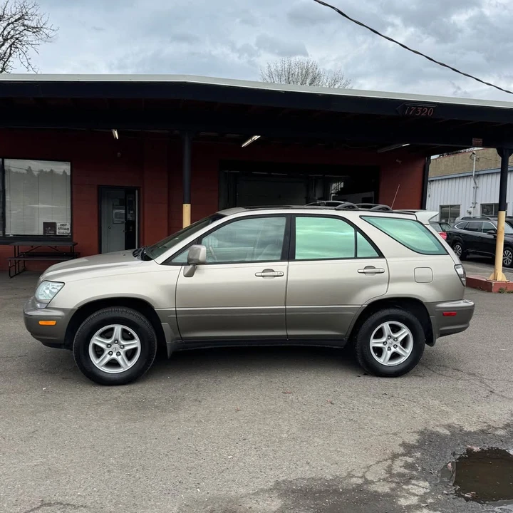 2001 Lexus RX 1st Gen - Image 2 of 16