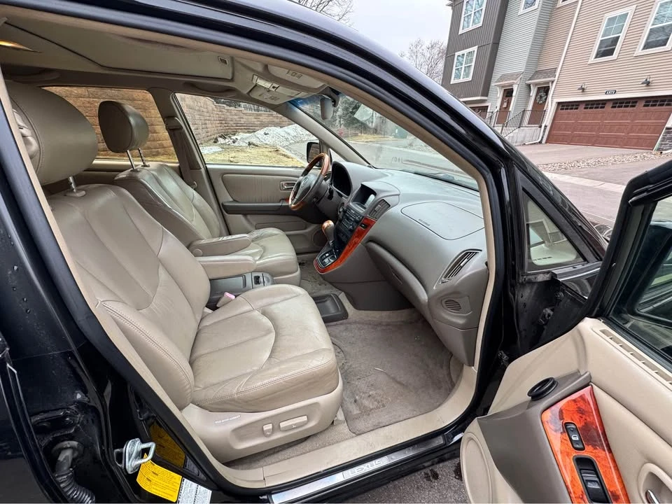 2001 Lexus RX 1st Gen - Image 10 of 14