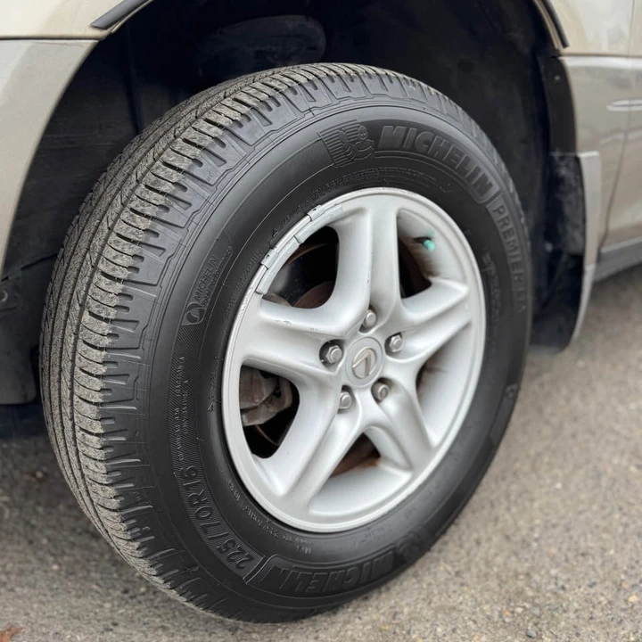 2001 Lexus RX 1st Gen - Image 8 of 16