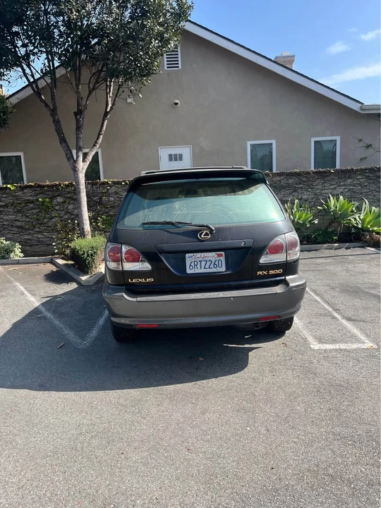 2001 Lexus RX 1st Gen - Image 4 of 4