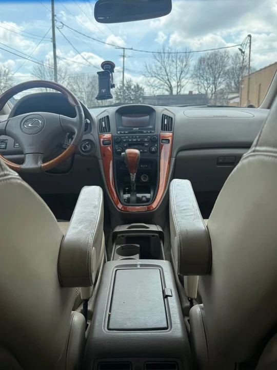 2001 Lexus RX 1st Gen - Image 16 of 18