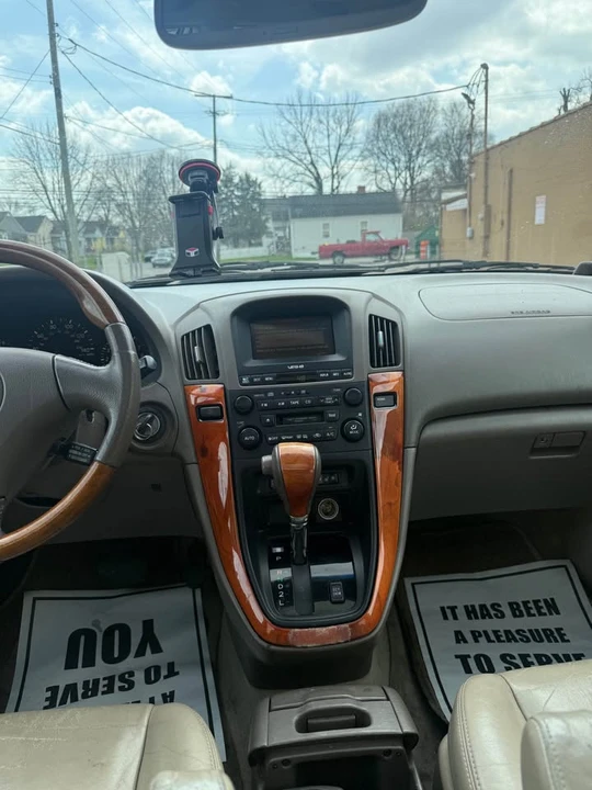 2001 Lexus RX 1st Gen - Image 15 of 18