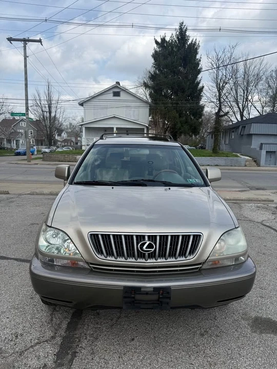 2001 Lexus RX 1st Gen - Image 3 of 18