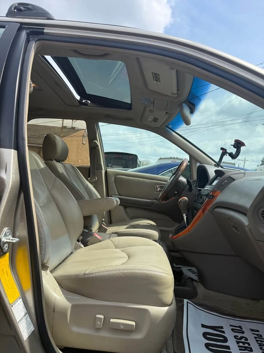 2001 Lexus RX 1st Gen - Image 13 of 18