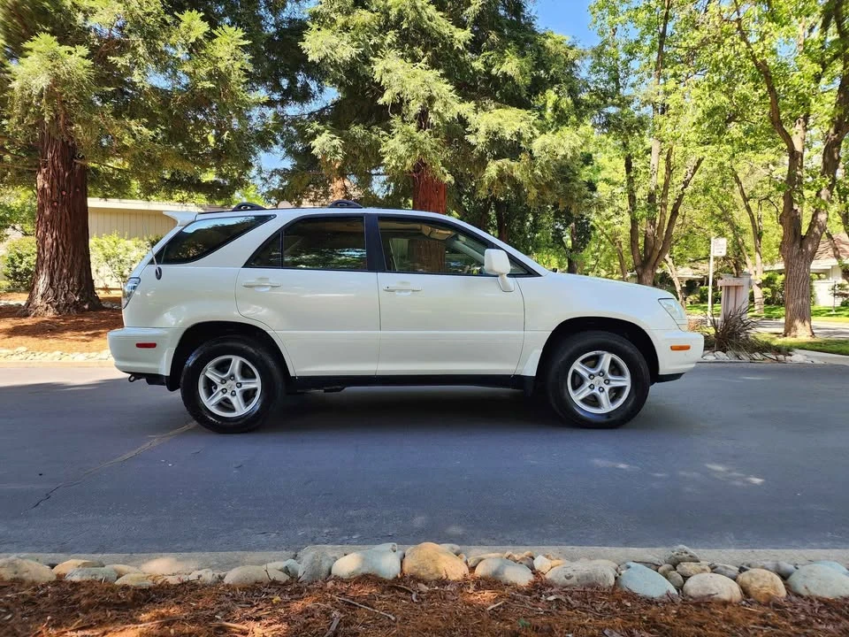 2001 Lexus RX 1st Gen - Image 5 of 18