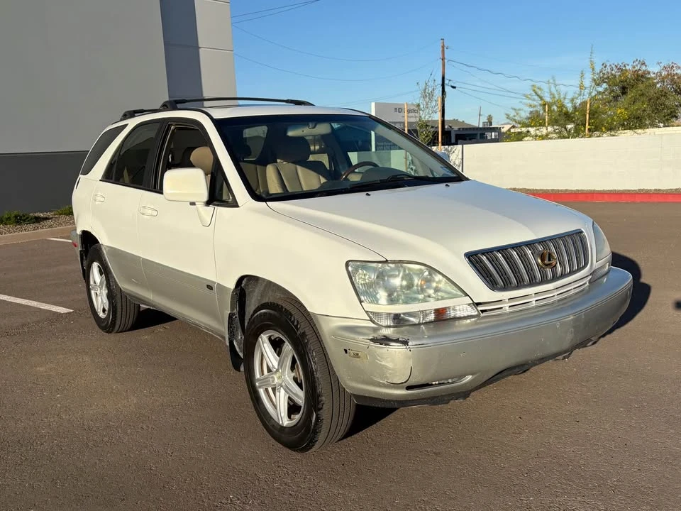 2001 Lexus RX 1st Gen - Image 4 of 16