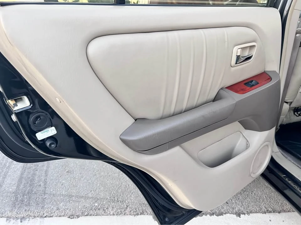 2001 Lexus RX 1st Gen - Image 13 of 14