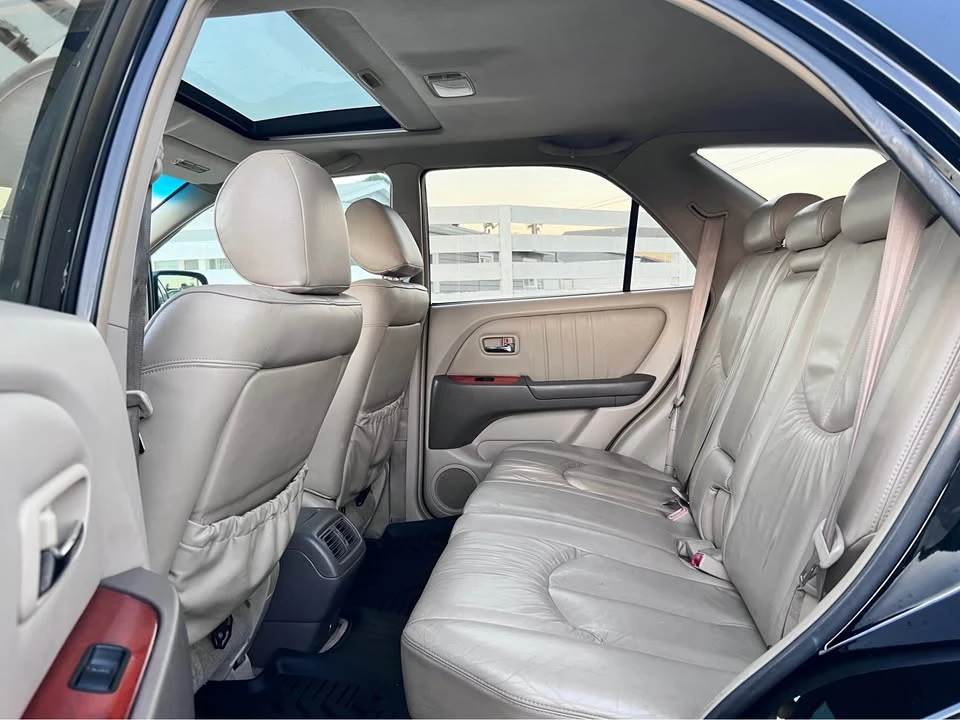 2001 Lexus RX 1st Gen - Image 7 of 14