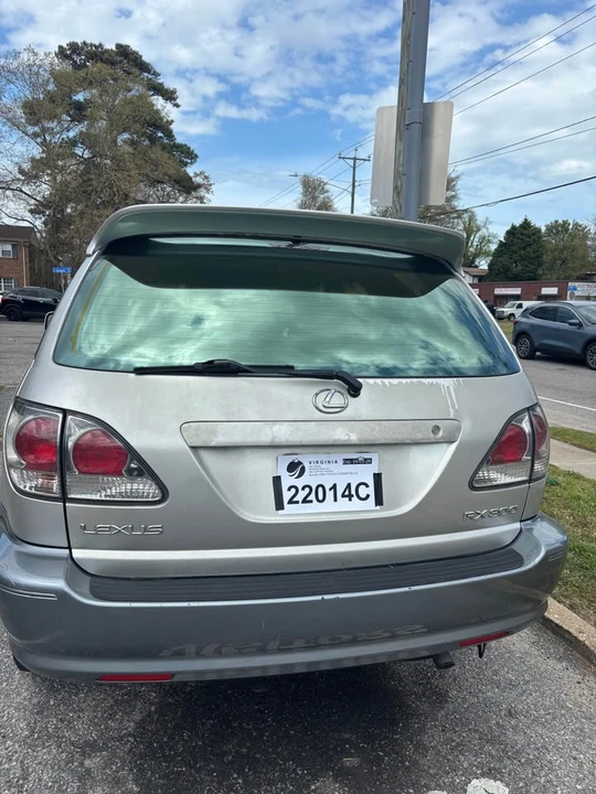 2001 Lexus RX 1st Gen - Image 4 of 6