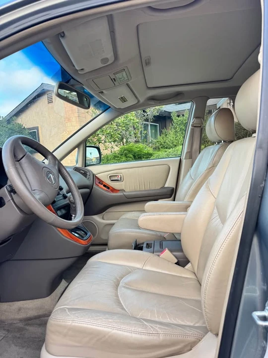 2001 Lexus RX 1st Gen - Image 7 of 7