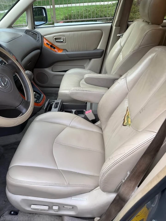 2001 Lexus RX 1st Gen - Image 10 of 14