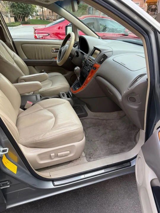 2001 Lexus RX 1st Gen - Image 12 of 14