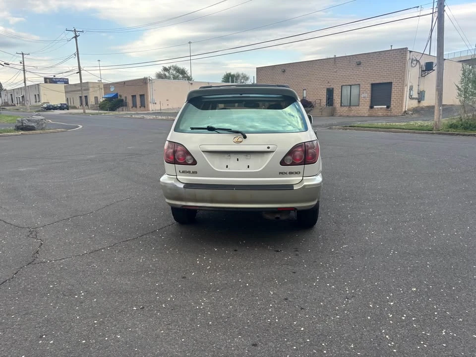 2001 Lexus RX 1st Gen - Image 3 of 6