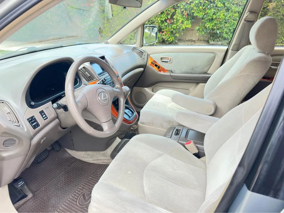 2001 Lexus RX 1st Gen - Image 12 of 13
