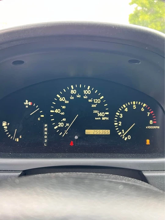 2001 Lexus RX 1st Gen - Image 5 of 13