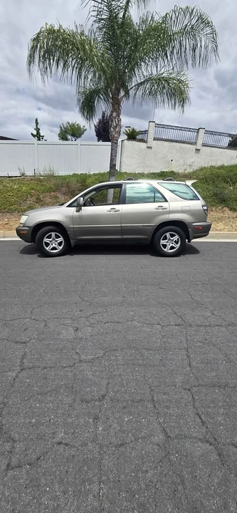 2001 Lexus RX 1st Gen - Image 4 of 19
