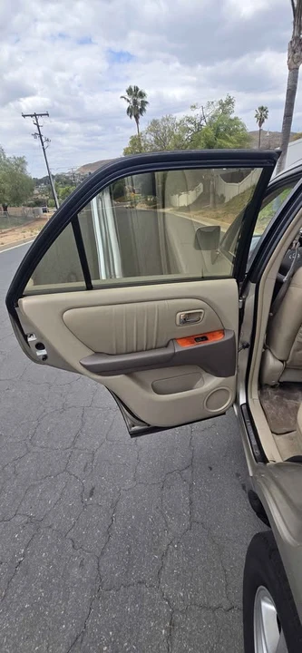 2001 Lexus RX 1st Gen - Image 12 of 20