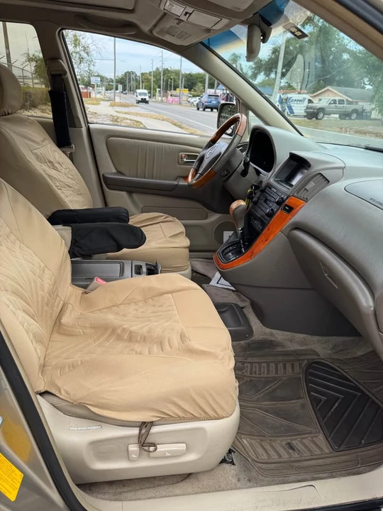 2001 Lexus RX 1st Gen - Image 5 of 10