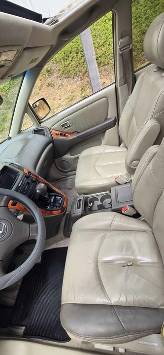 2001 Lexus RX 1st Gen - Image 10 of 19