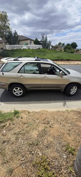 2001 Lexus RX 1st Gen - Image 8 of 19