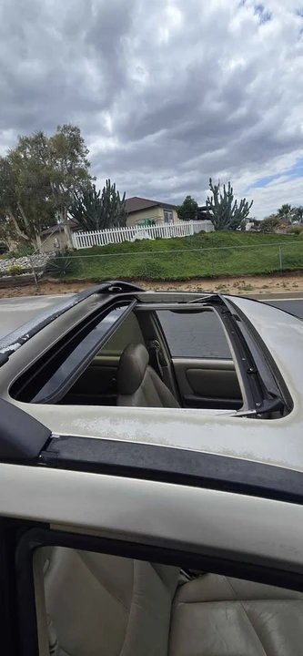 2001 Lexus RX 1st Gen - Image 18 of 20