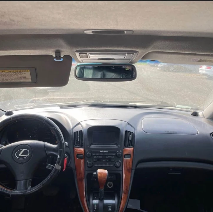2001 Lexus RX 1st Gen - Image 13 of 16