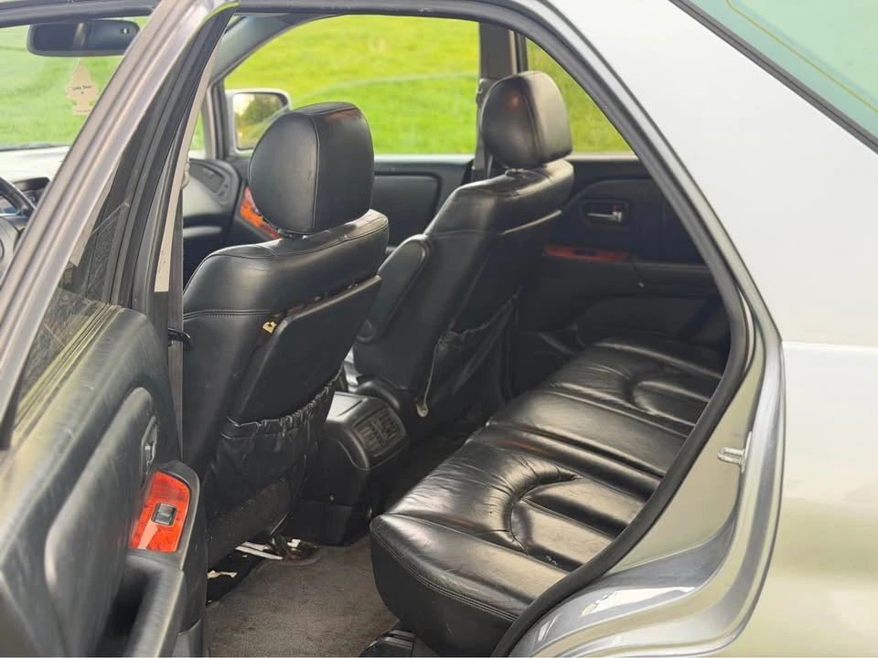 2001 Lexus RX 1st Gen - Image 6 of 7