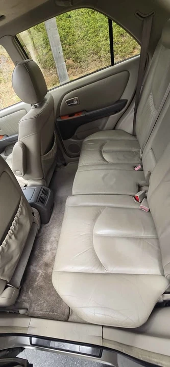 2001 Lexus RX 1st Gen - Image 13 of 20