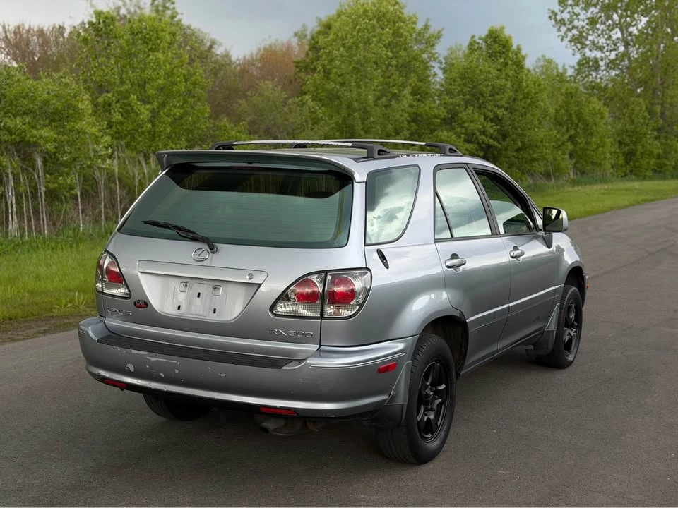 2001 Lexus RX 1st Gen - Image 3 of 7