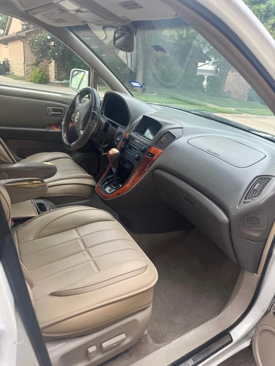 2001 Lexus RX 1st Gen - Image 13 of 20