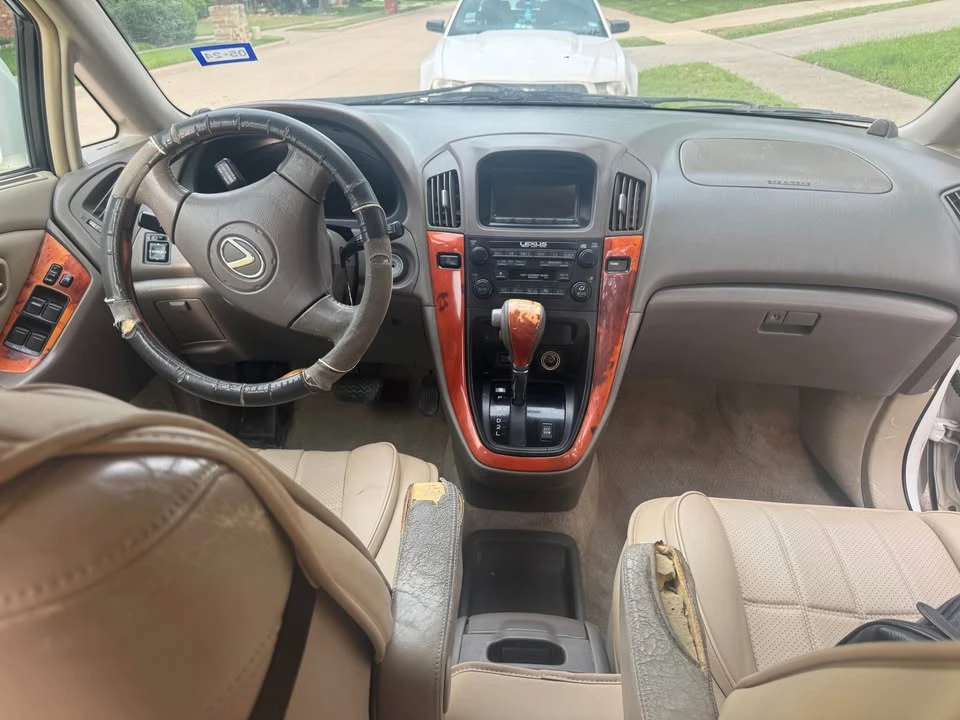 2001 Lexus RX 1st Gen - Image 14 of 20