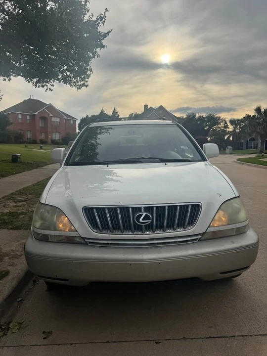 2001 Lexus RX 1st Gen - Image 3 of 20
