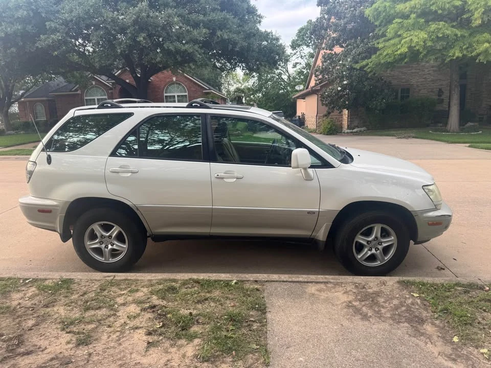 2001 Lexus RX 1st Gen - Image 5 of 20