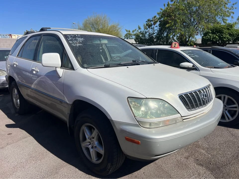 2001 Lexus RX 1st Gen - Image 2 of 7