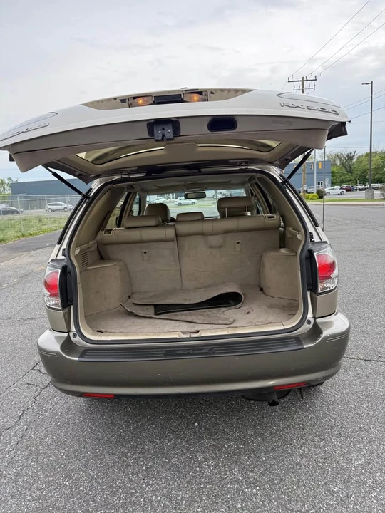 2001 Lexus RX 1st Gen - Image 8 of 16