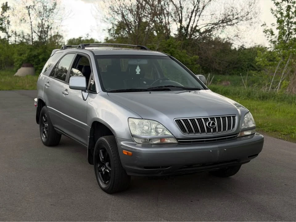2001 Lexus RX 1st Gen - Image 2 of 7
