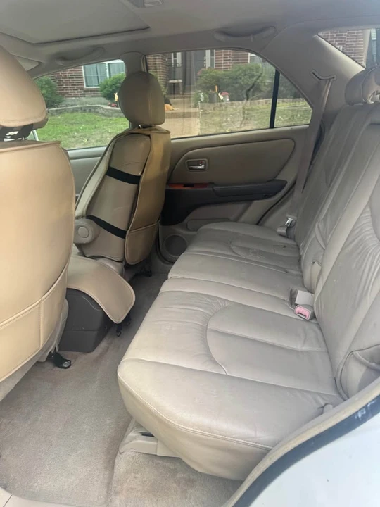 2001 Lexus RX 1st Gen - Image 10 of 20
