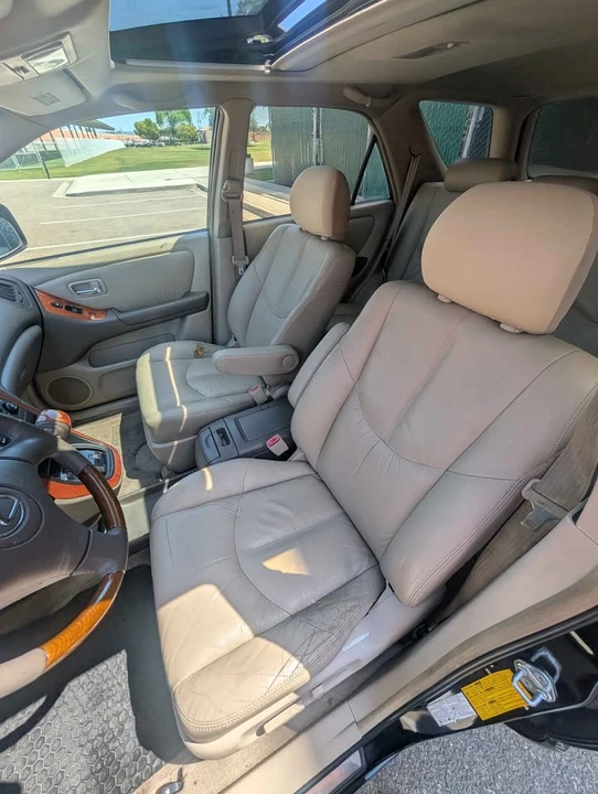 2001 Lexus RX 1st Gen - Image 15 of 20
