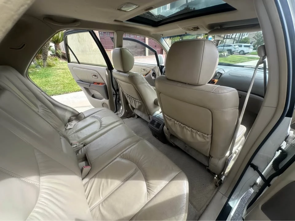 2001 Lexus RX 1st Gen - Image 7 of 11