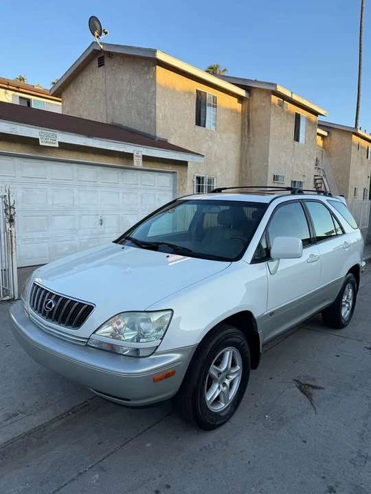 2001 Lexus RX 1st Gen - Image 9 of 10