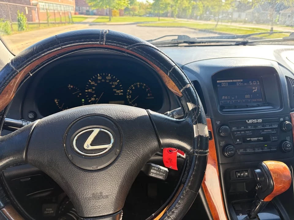 2001 Lexus RX 1st Gen - Image 12 of 13